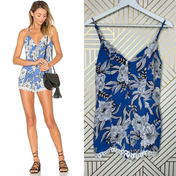 Lovers + Friends Sapphire Romper Riviera Floral Print‎ Blue Size XS - Picture 1 of 12